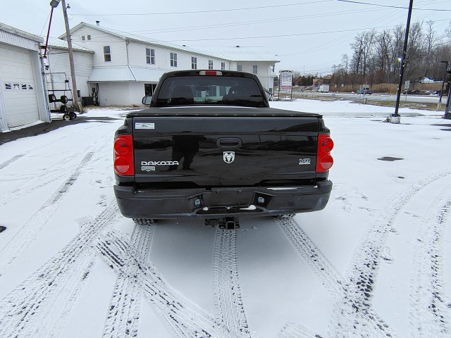 2005 Dodge Dakota Laramie Quad Cab 4WD for sale at Mull's Auto Sales