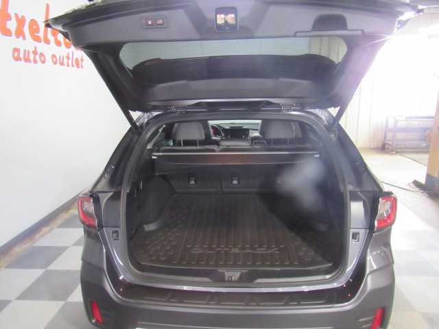 2021 Subaru Outback Limited - Photo 6