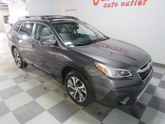 2021 Subaru Outback Limited - Photo 9