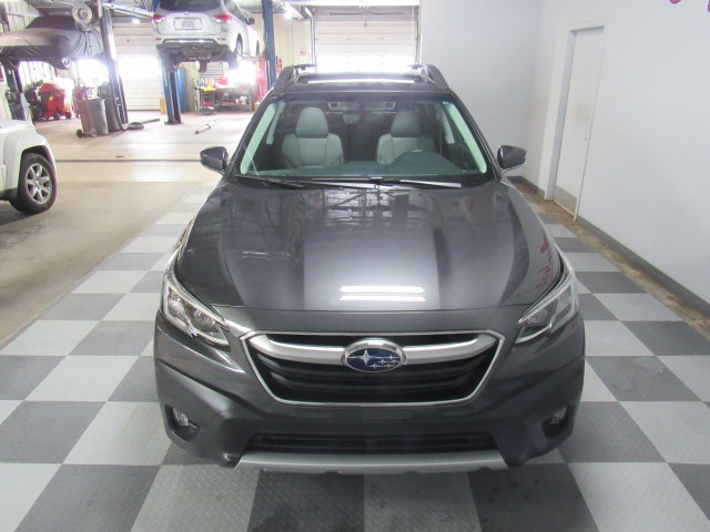 2021 Subaru Outback Limited - Photo 10