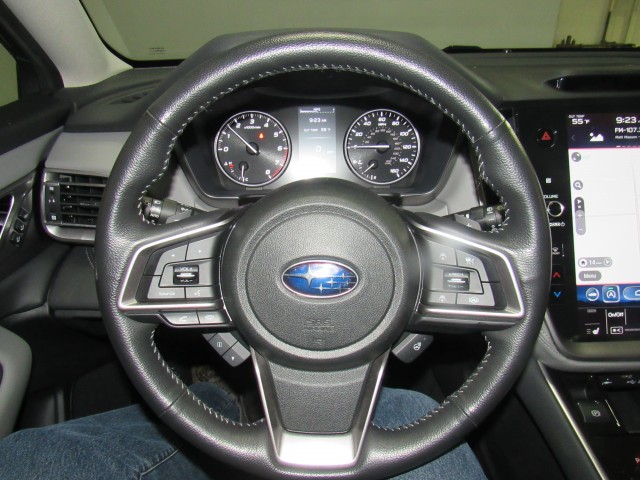 2021 Subaru Outback Limited - Photo 16