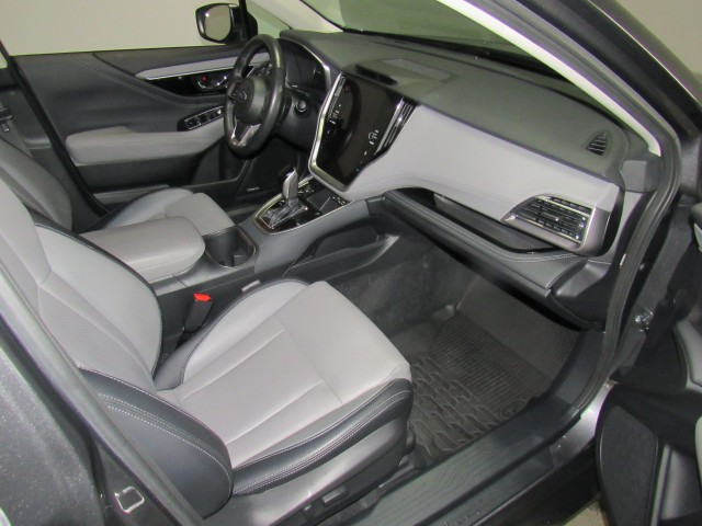 2021 Subaru Outback Limited - Photo 27