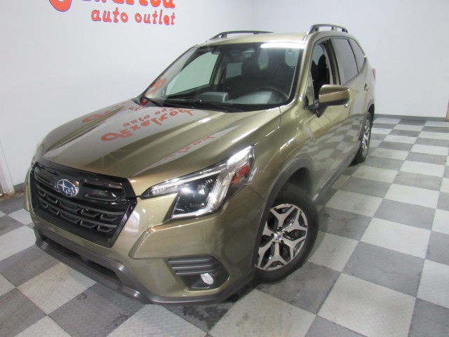 2022 Subaru Forester Premium