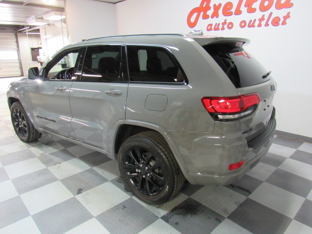 2020 Jeep Grand Cherokee Altitude Edition  4WD in Cleveland