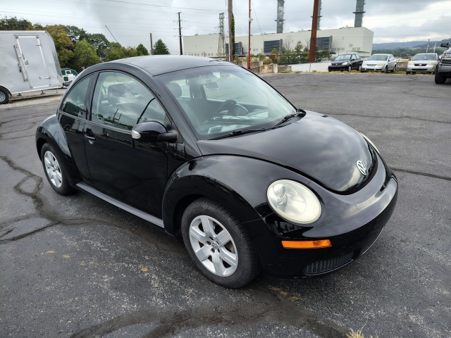 2007 Volkswagen New Beetle  for sale at Mull's Auto Sales