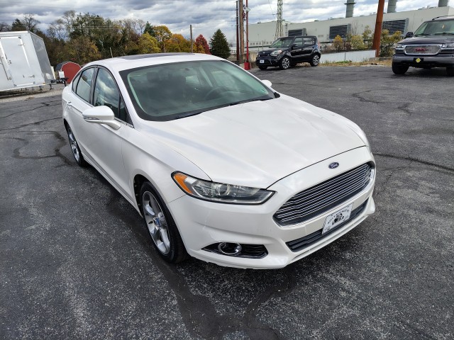 2013 Ford Fusion SE for sale at Mull's Auto Sales