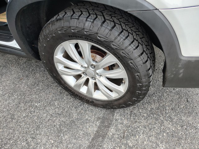 2011 Kia Sorento LX 4WD for sale at Mull's Auto Sales